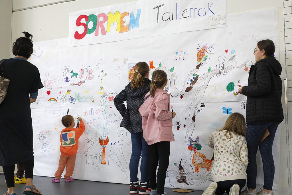 TALLER-MURAL-artean_bioterra_ficoba_Irun